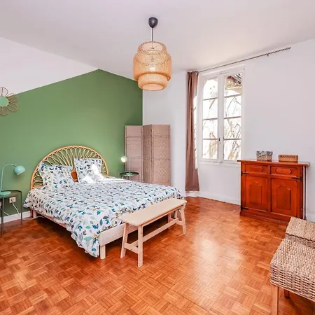 La Grande Maison De Suzanne Et Son Jardin Casa de Férias *
