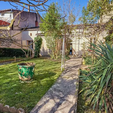 La Grande Maison De Suzanne Et Son Jardin *